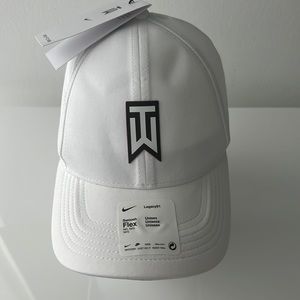 Nike TW Tiger Woods Collection Legacy91 Golf Cap Unisex White Hat M/L